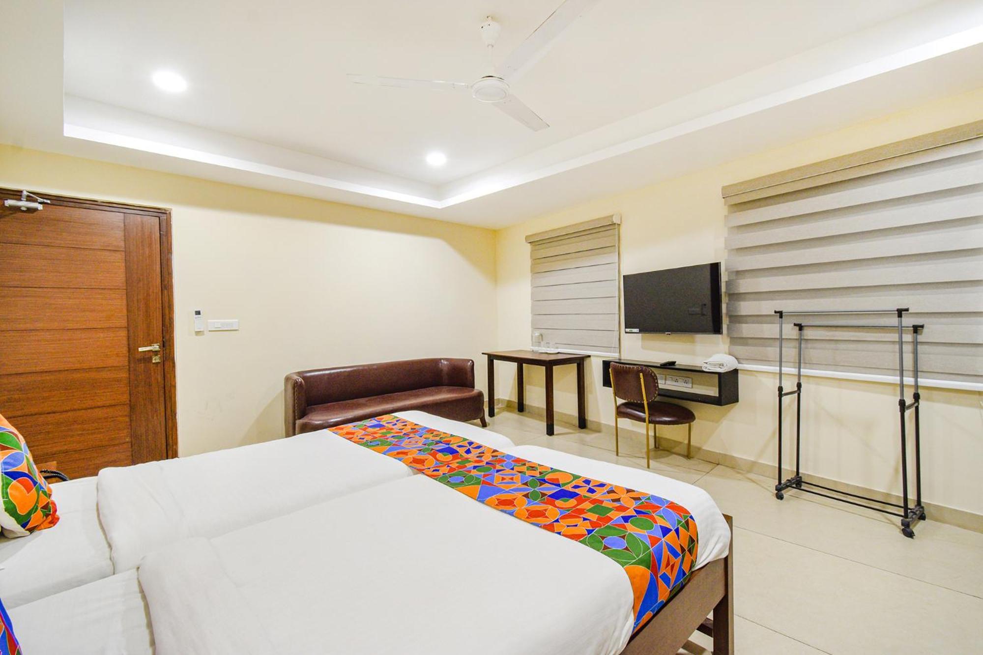 Fabhotel Prime Am Suites - Nr Yashoda Hospitals - Secunderabad Хидерабад Екстериор снимка